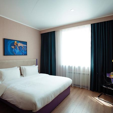 City Hotel Shymkent Ngoại thất bức ảnh