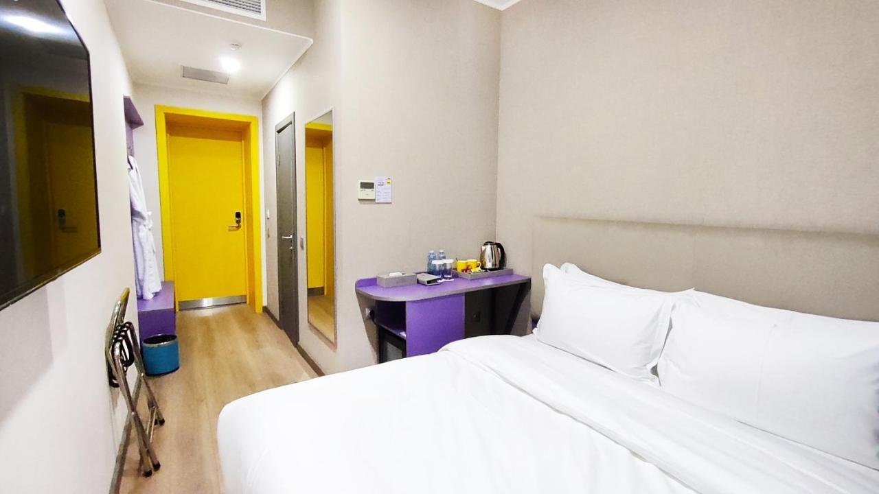 City Hotel Shymkent Ngoại thất bức ảnh