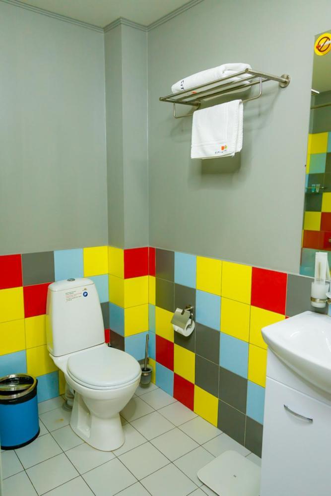 City Hotel Shymkent Ngoại thất bức ảnh
