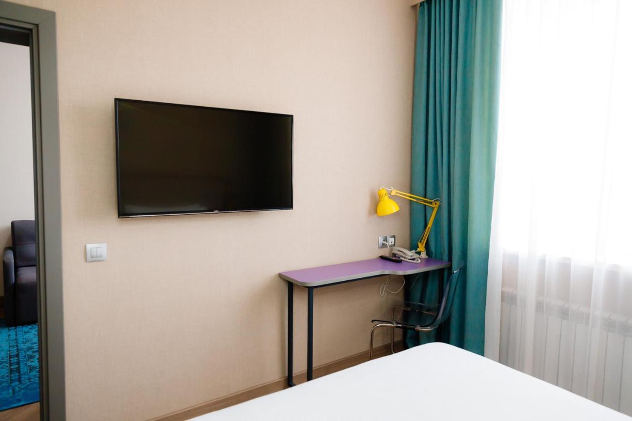 City Hotel Shymkent Ngoại thất bức ảnh